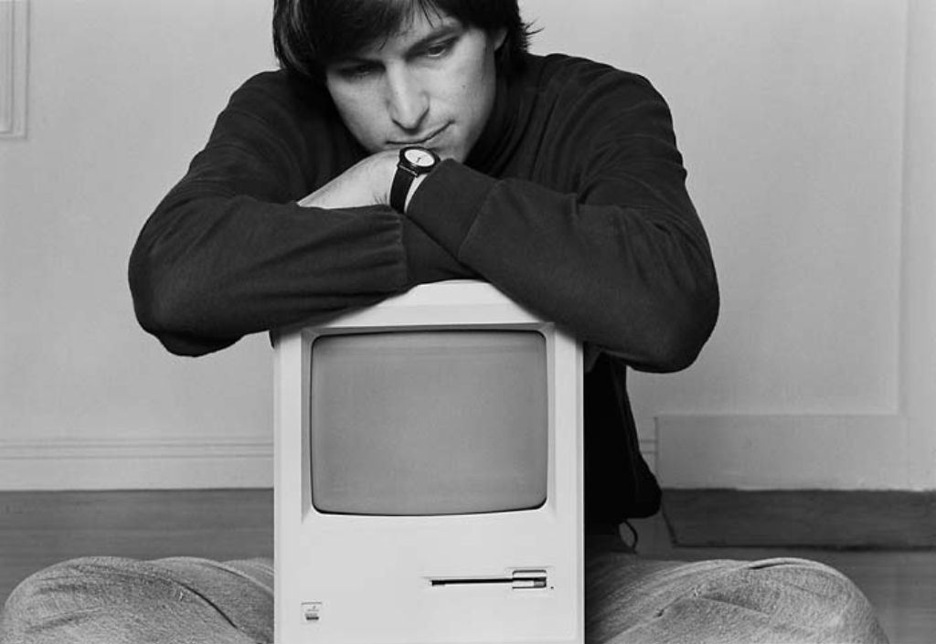 unseen-photos-of-Steve-Jobs-4-FSMdotCOM.jpg